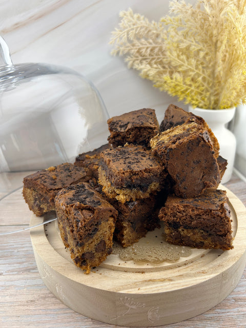 Blondie Dark Chocolate Salted Caramel Brownies-Gourmet Oven LLC